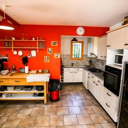 Avec Piscine A Proximite Des Plages Et De La Foret Villa